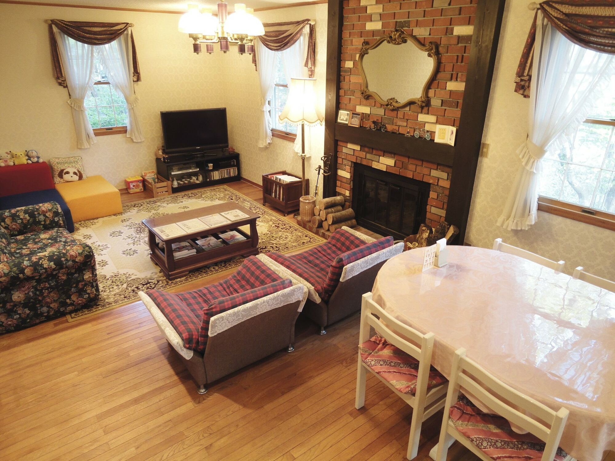 Cozy Inn Antique Naszu Kültér fotó
